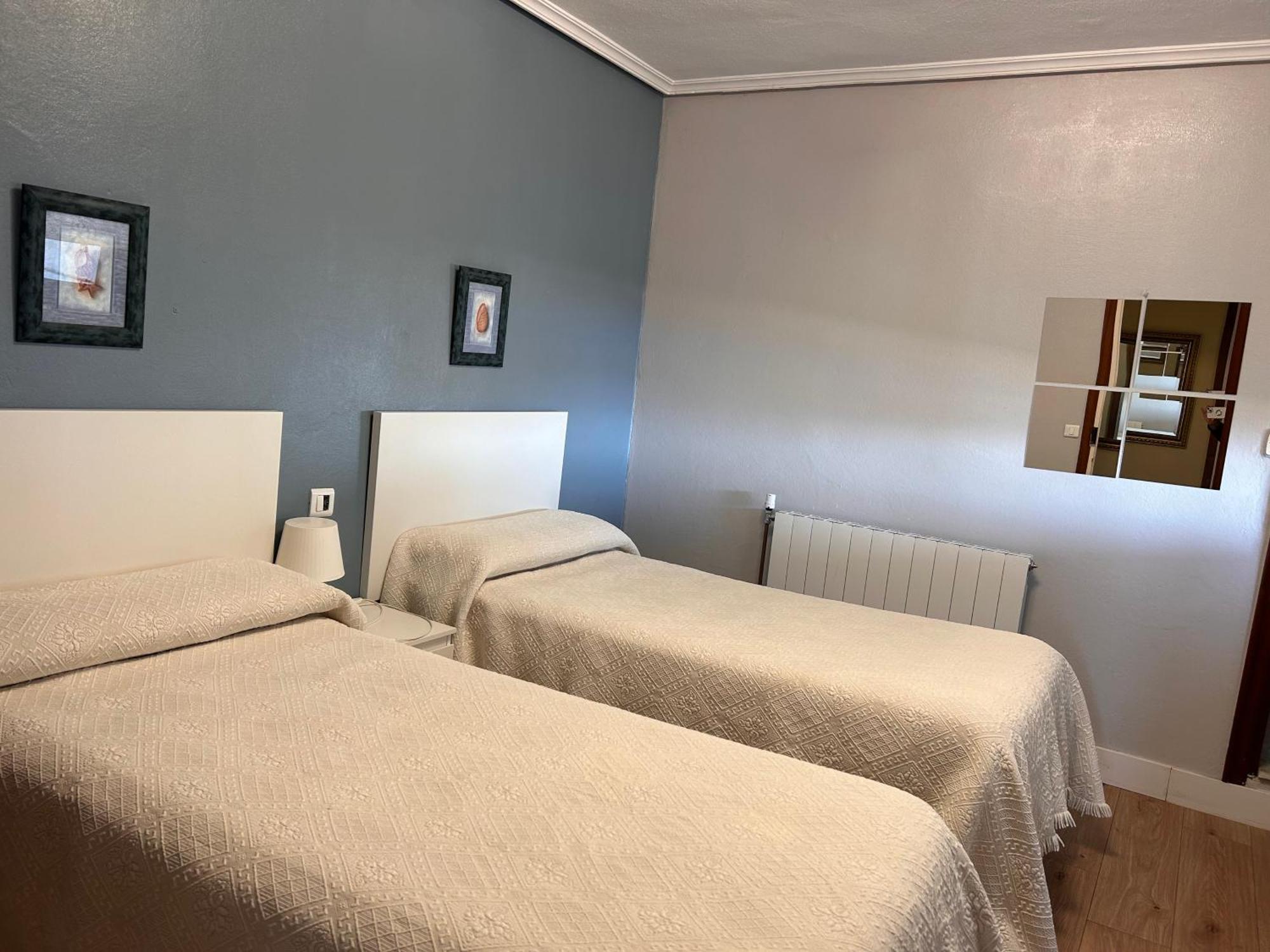 Hostal El Carro Laredo Kültér fotó